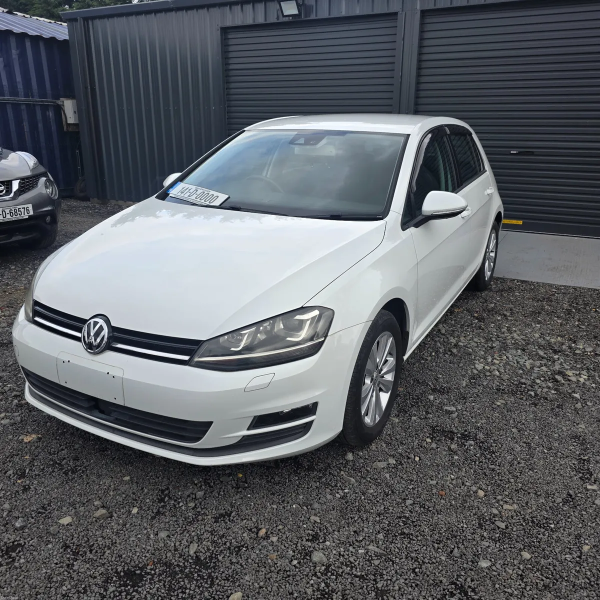 Volkswagen Golf Automatic 2014 Low Miles - Image 4