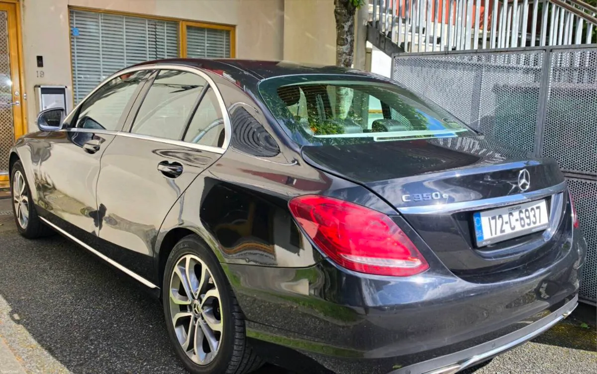 Mercedes-Benz C-Class C350e 2017 - Image 3