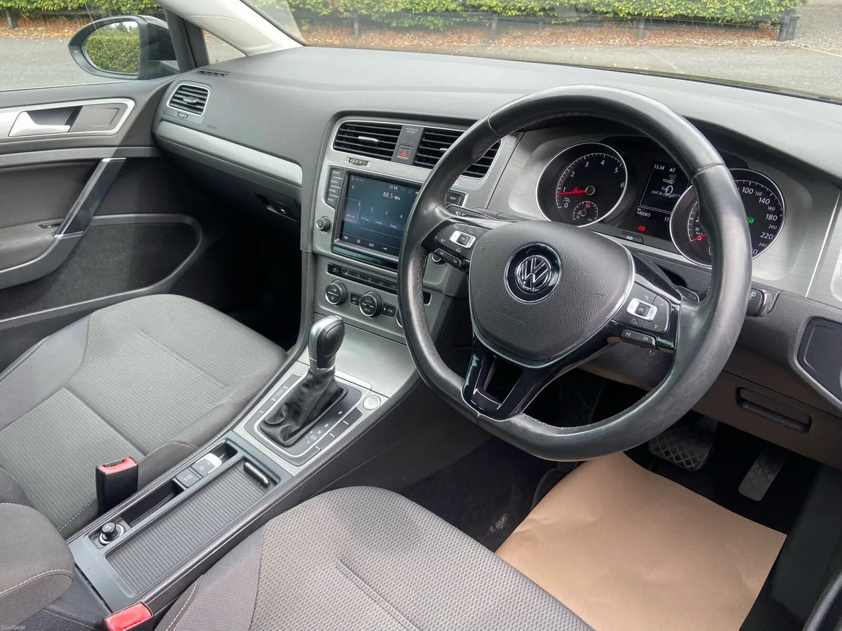 2015 Volkswagen Golf Estate 1.2 TSI Auto - Image 5