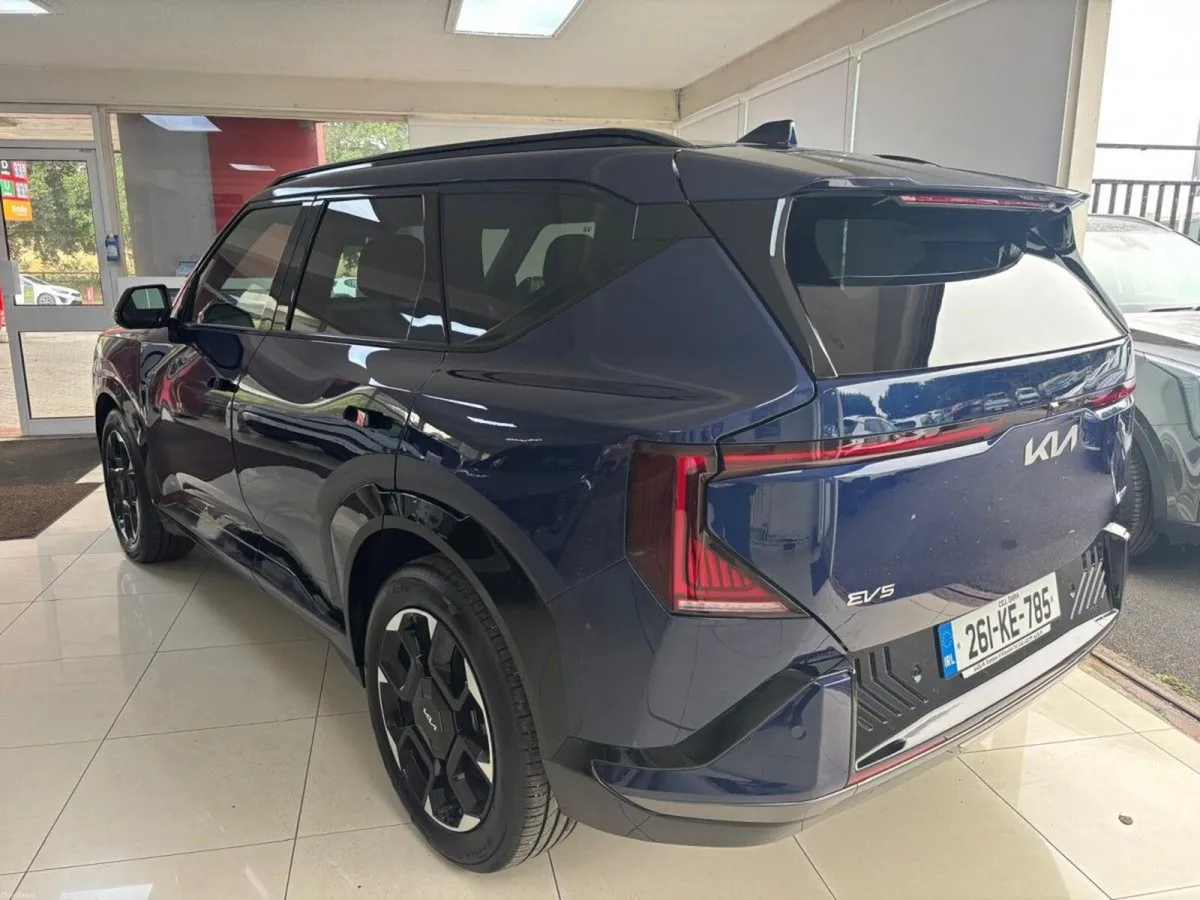 Kia EV5 GT-Line with Sunroof - Long Range - Image 4