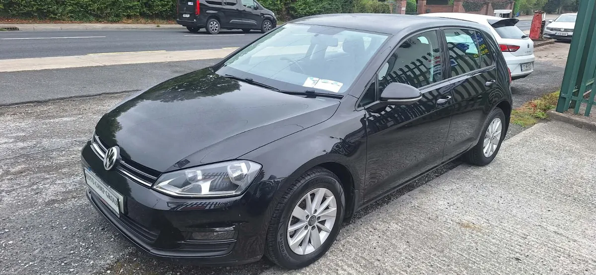 Volkswagen Golf 1.6 TDI DSG 5DR 110HP Comfortline - Image 3