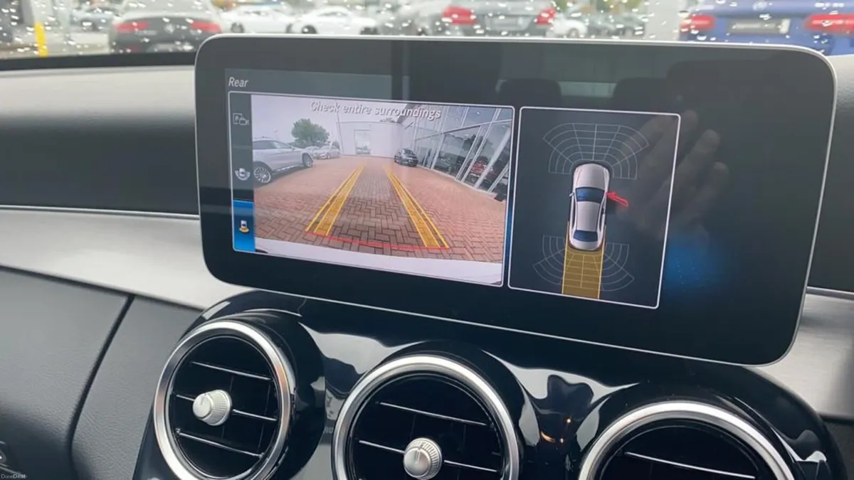 Mercedes-Benz C-Class 2019 - Image 2