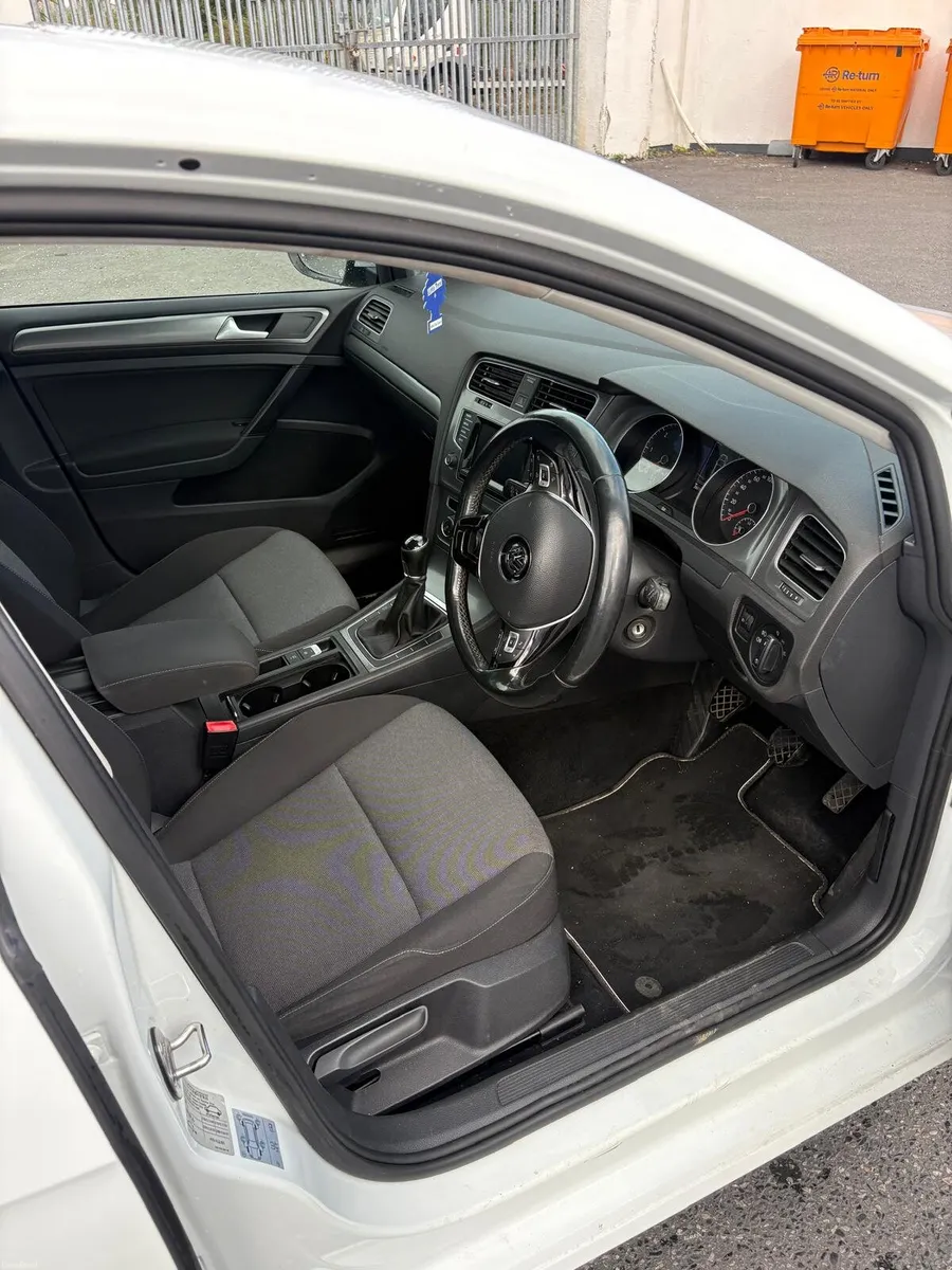 2015 1.6 TDI Volkswagen Golf - Image 5