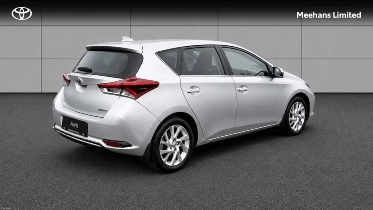 Toyota Auris AURIS 1.4D-4D LUNA - Image 2