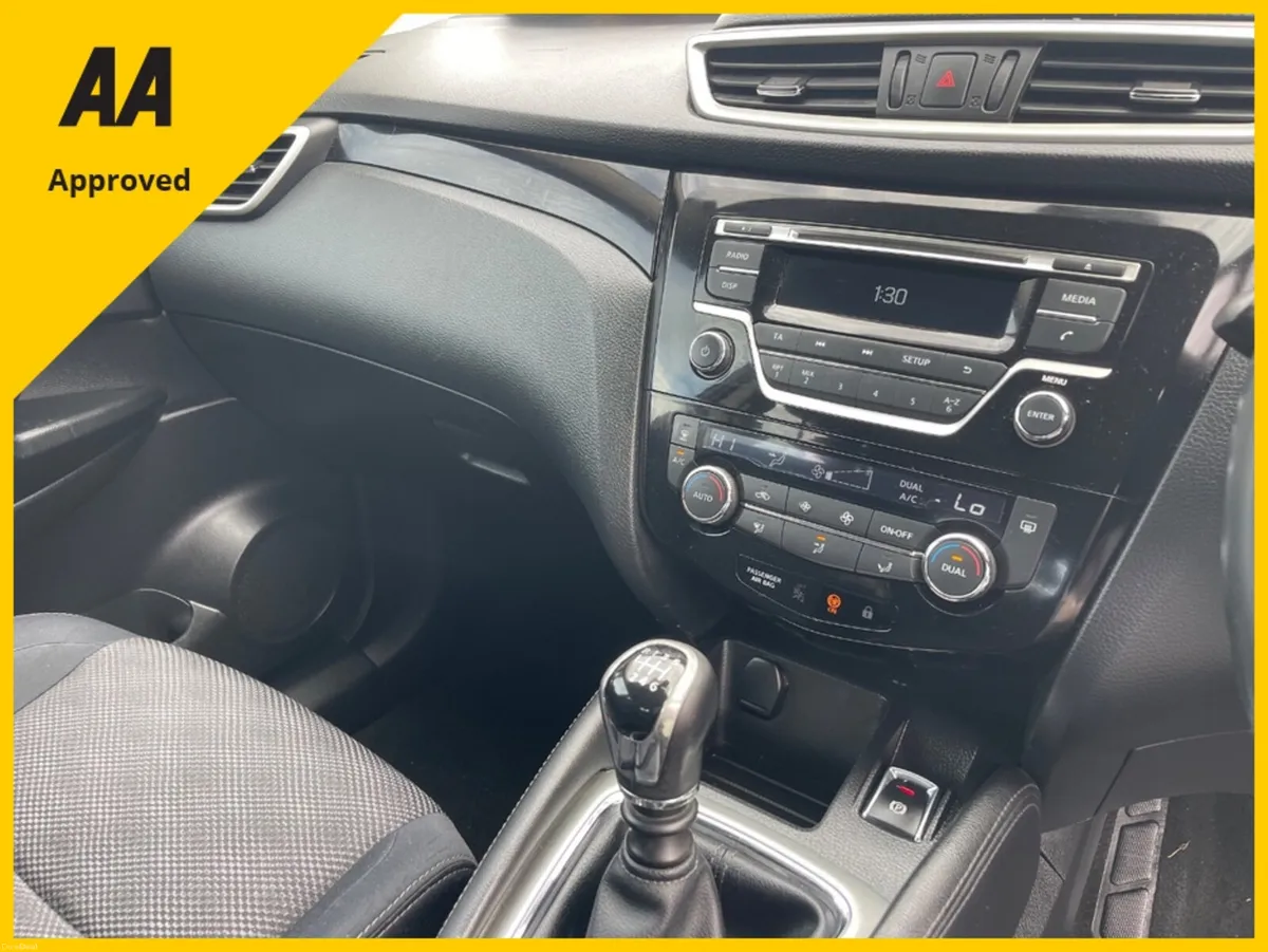 Nissan Qashqai 1.2 PET SV 5DR  FREE DELIVERY - Image 4