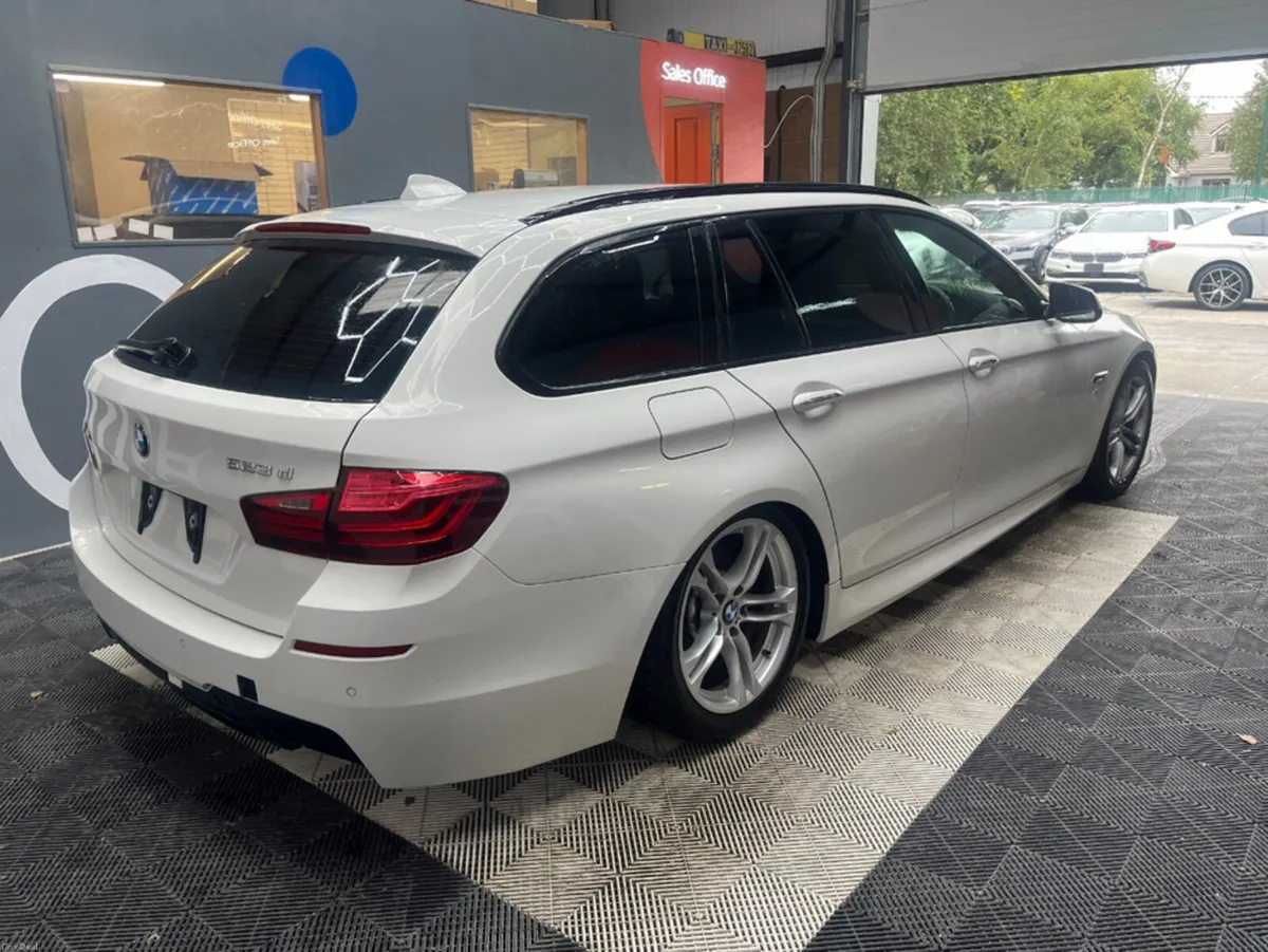 BMW 5-Series 2016 BMW 523D TOURING M SPORT 2.0 AUT - Image 3