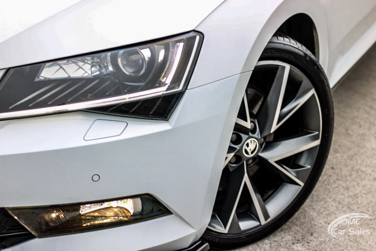 2017 SKODA SUPERB SPORT-LINE - Image 2