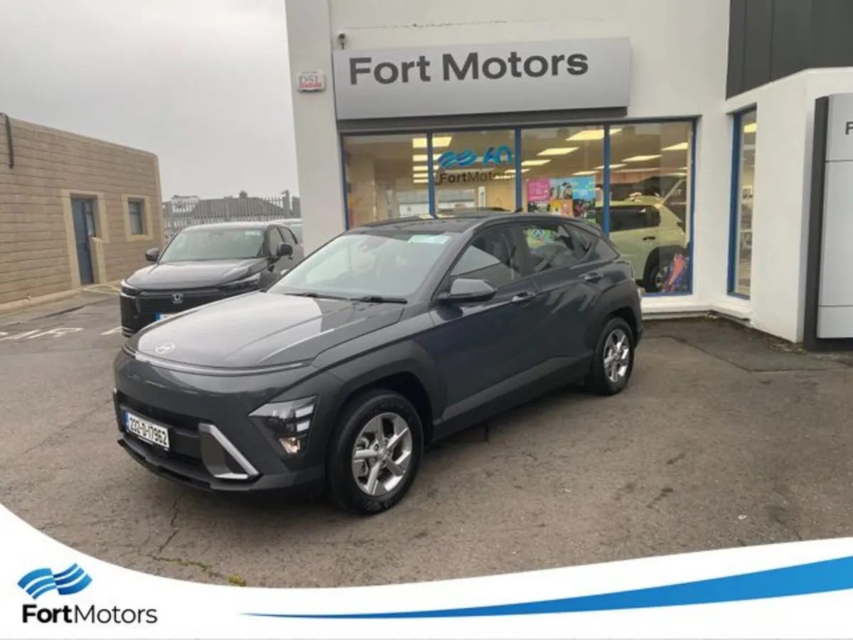 Hyundai KONA Signature , Hybrid Automatic , New Mo - Image 5