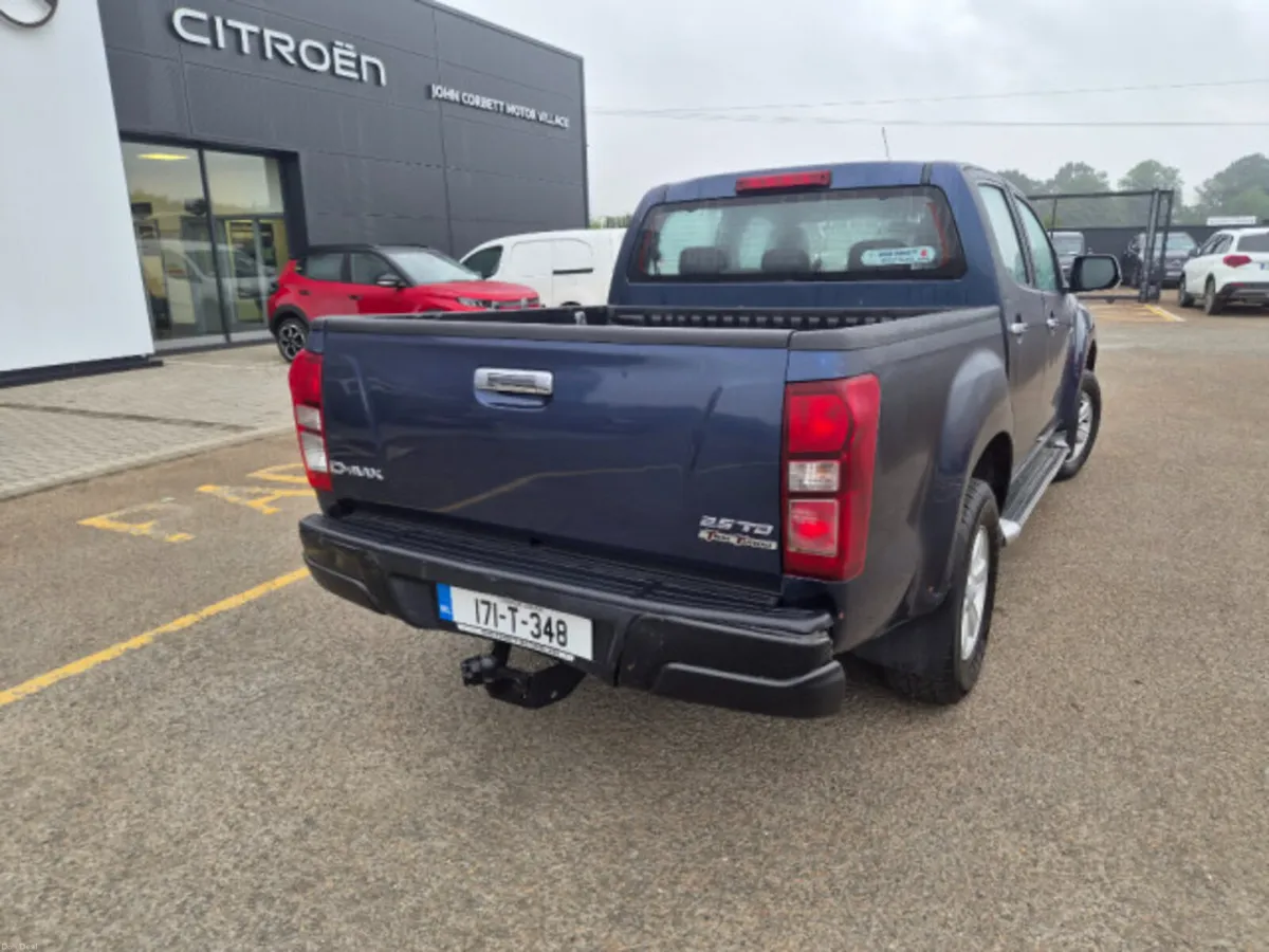 Isuzu D-Max Crew CAB 4 DR - Image 3