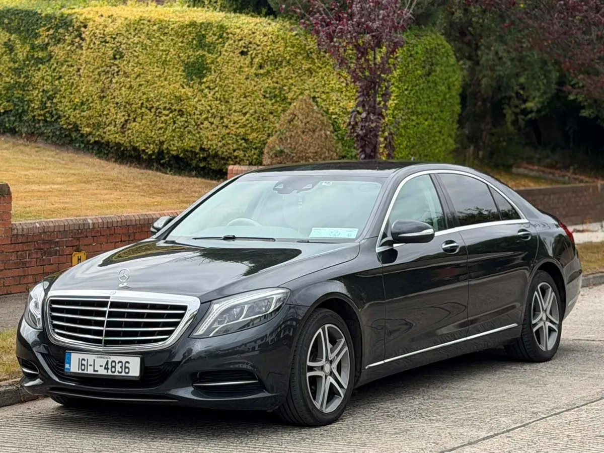 Mercedes Benz 2016 LWB 9G - Image 1