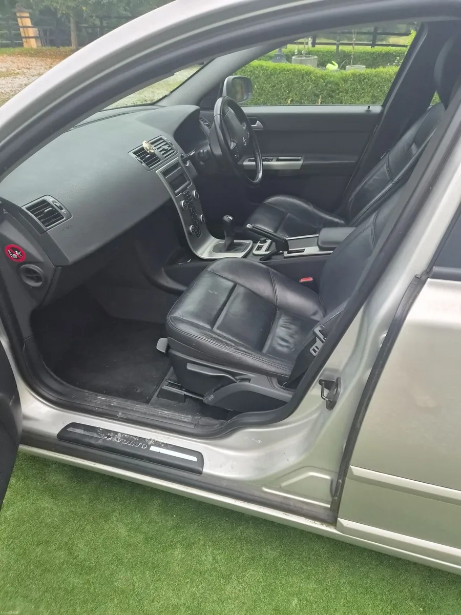 Volvo V50 2009 - Image 4