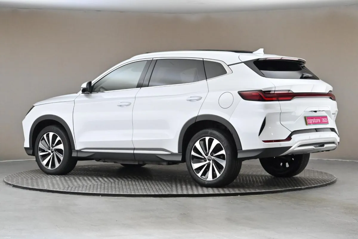 BYD SEAL U 1.5 COMFORT DM-I PHEV **EL. PAN ROOF**H - Image 6