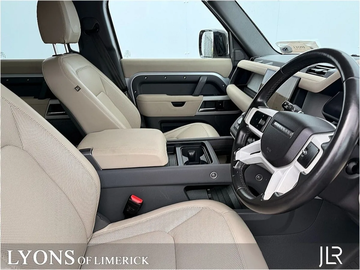 Land Rover Defender 110 2.0 Si4 PHEV SE - Image 3