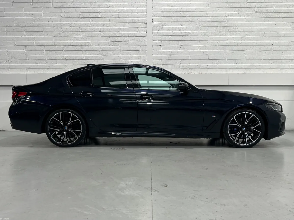 BMW 5 Series 520d M Sport Pro Edition Auto Saloon - Image 5