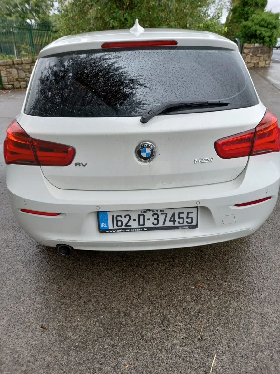 2016 BMW 1-Series 118i Automatic - Image 2