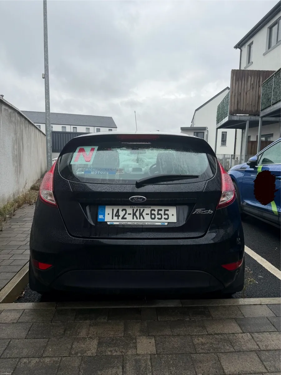 142 Ford Fiesta Zetec 1.2L Manual - Image 3