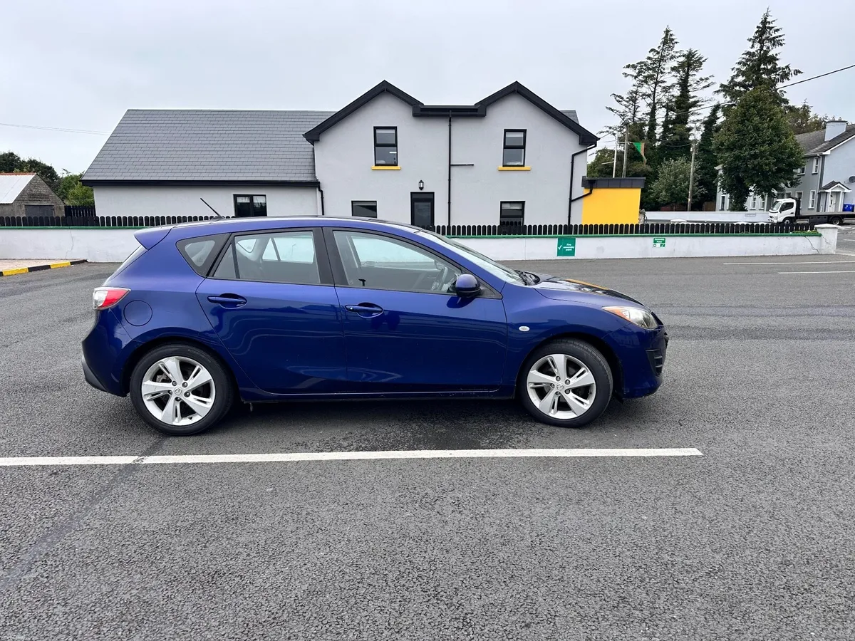 Mazda Mazda3 2011 - Image 5