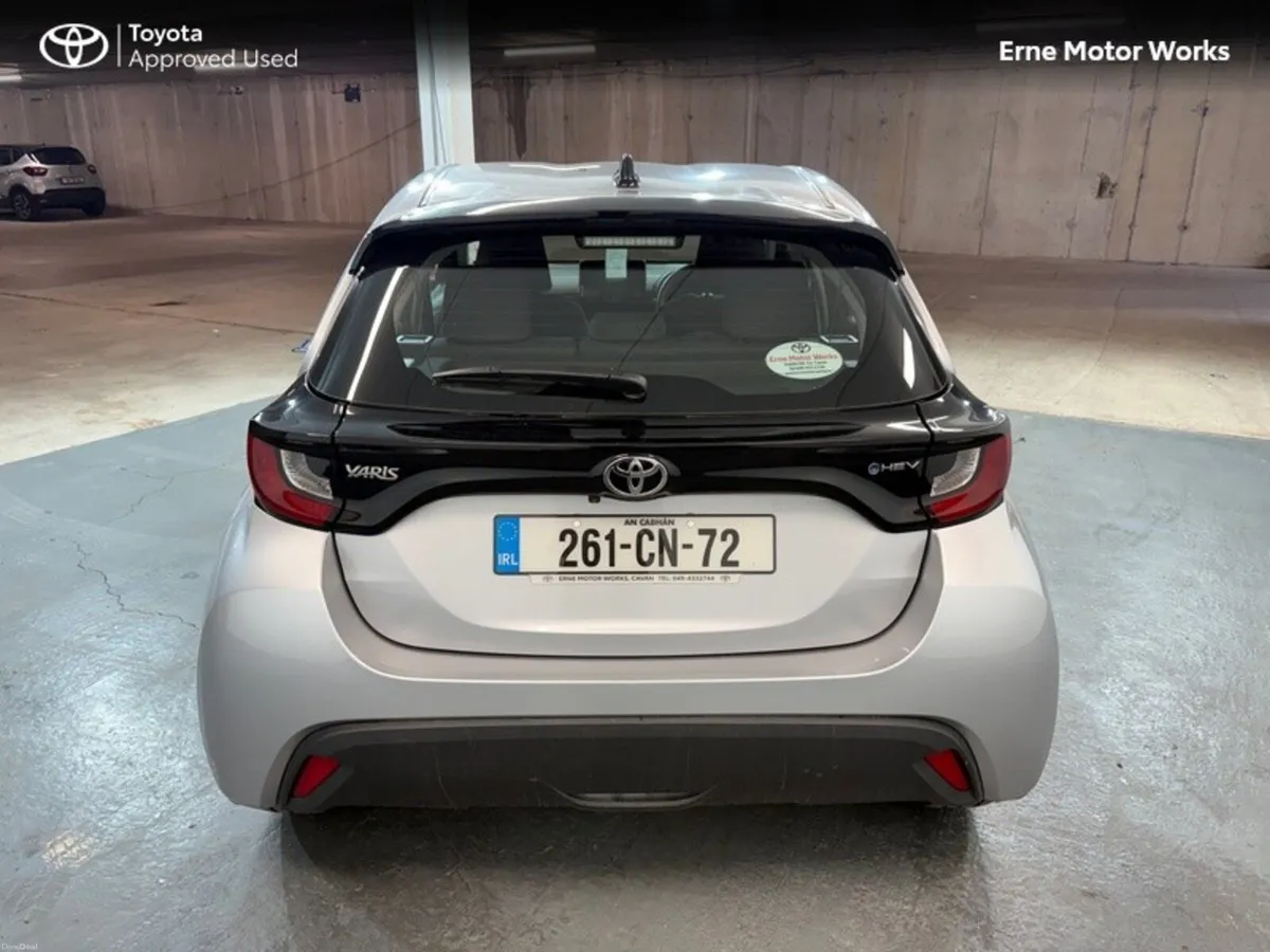 Toyota Yaris Yaris HEV Luna - Image 4