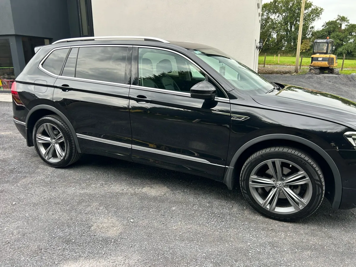 Volkswagen Tiguan Allspace R line - Image 4