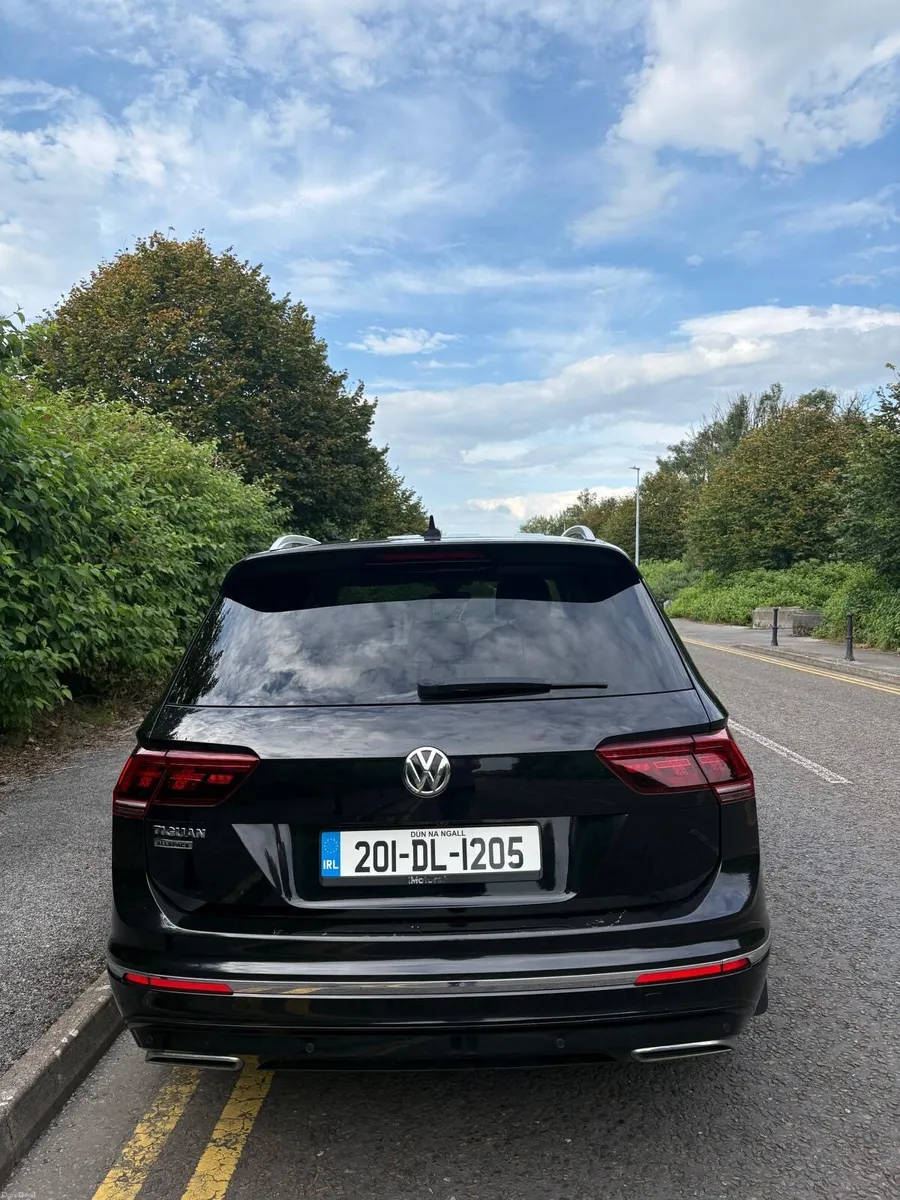 Volkswagen Tiguan Allspace R line - Image 2