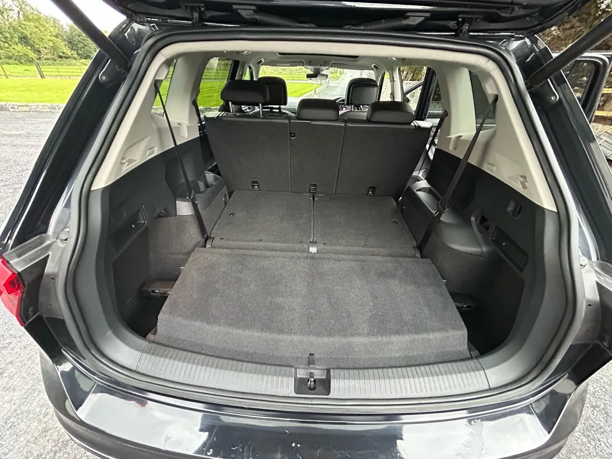 Volkswagen Tiguan Allspace R line - Image 6