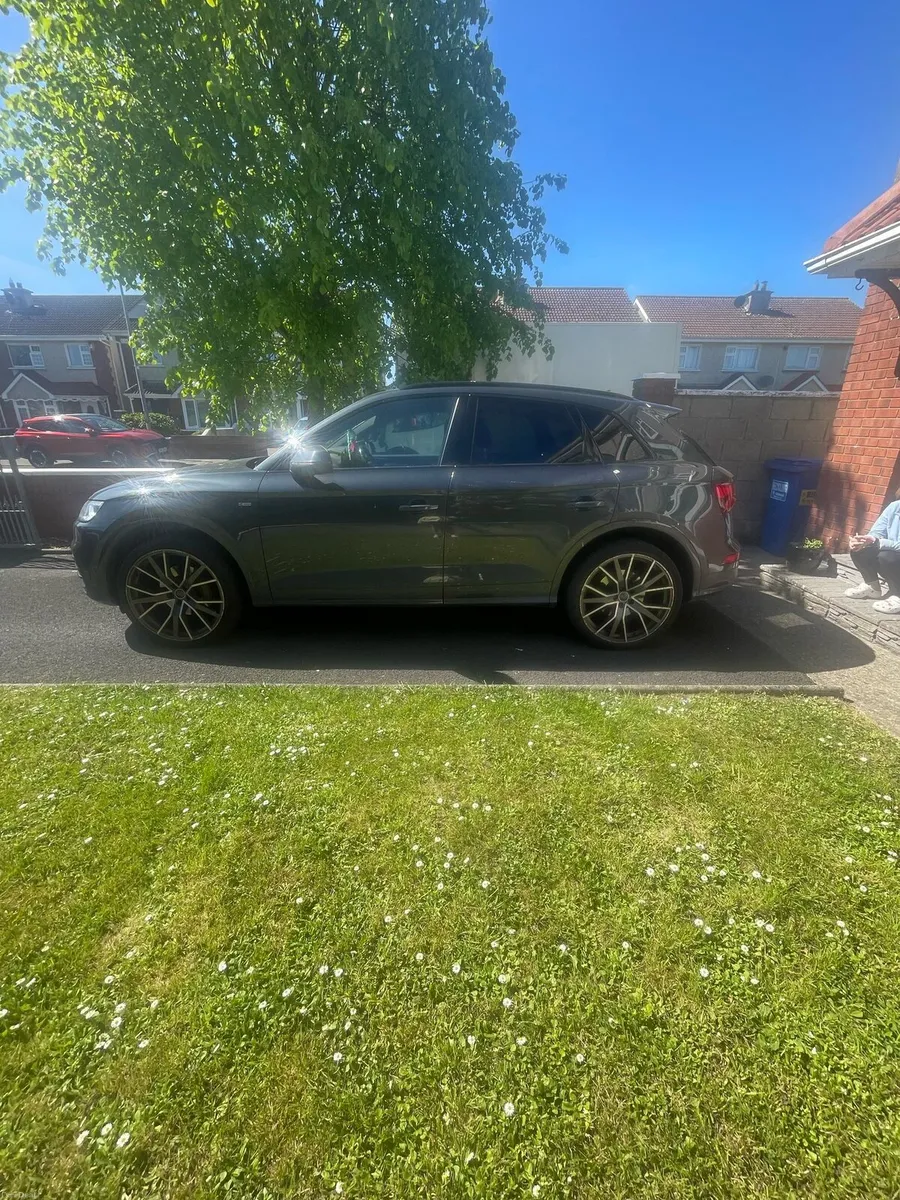 Q5 S line quattro  automatic - Image 3