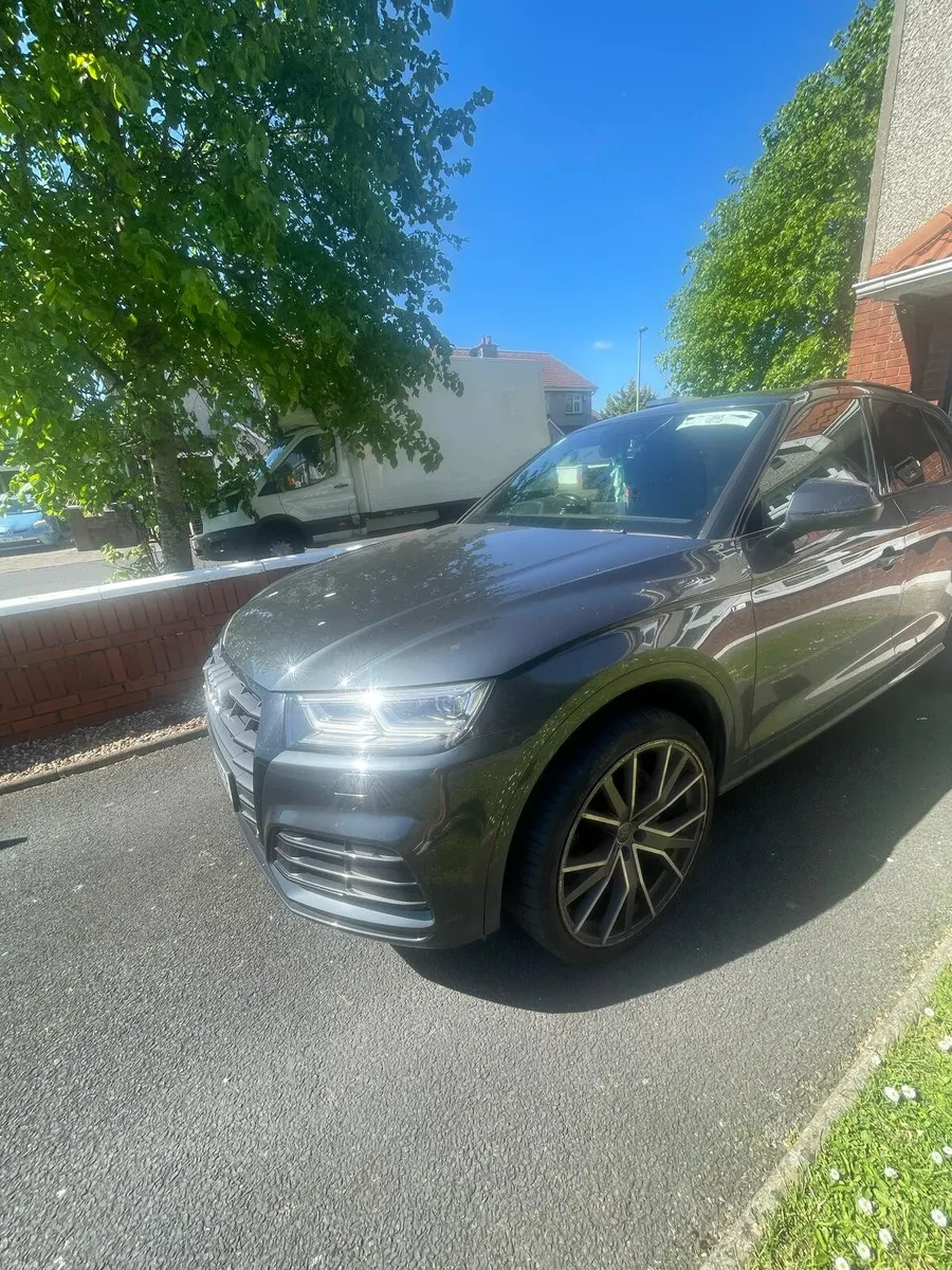 Q5 S line quattro  automatic - Image 4