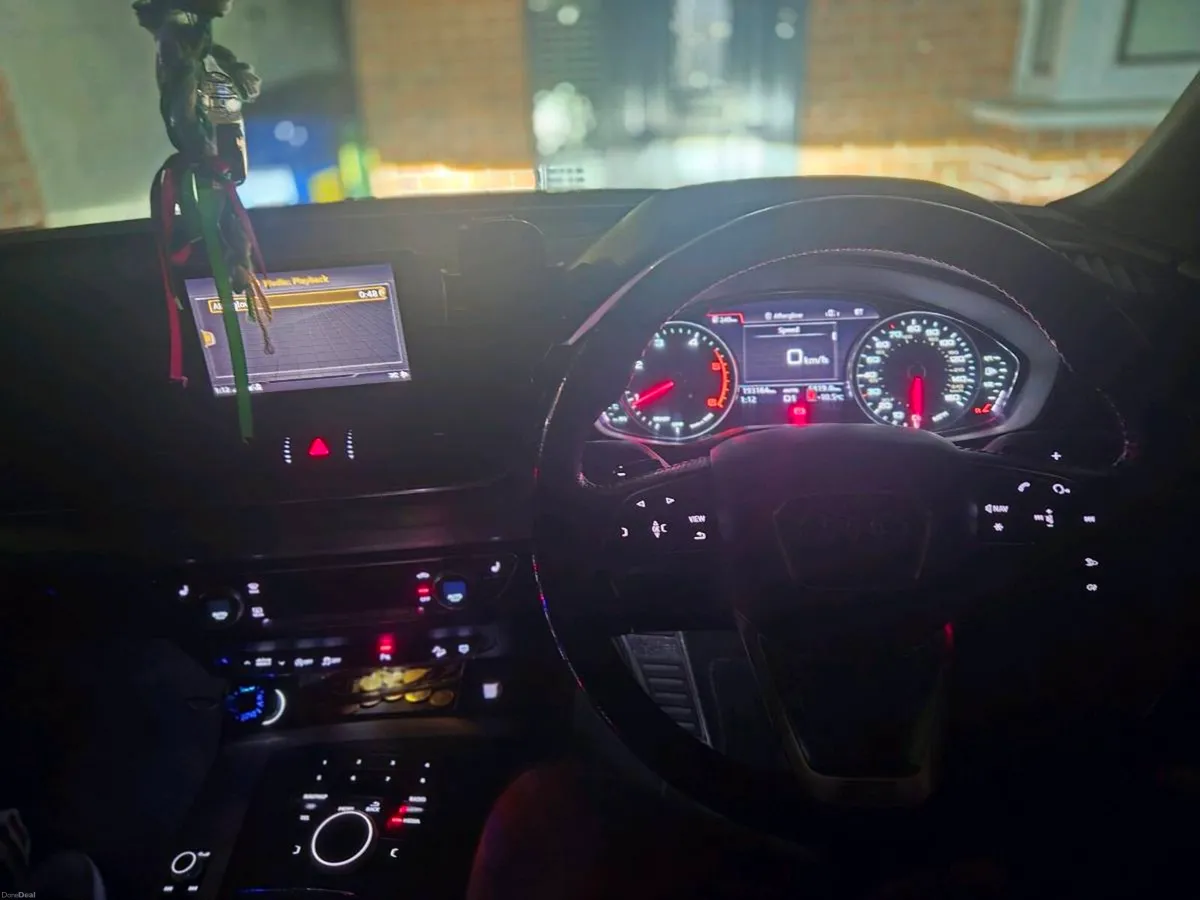 Q5 S line quattro  automatic - Image 5