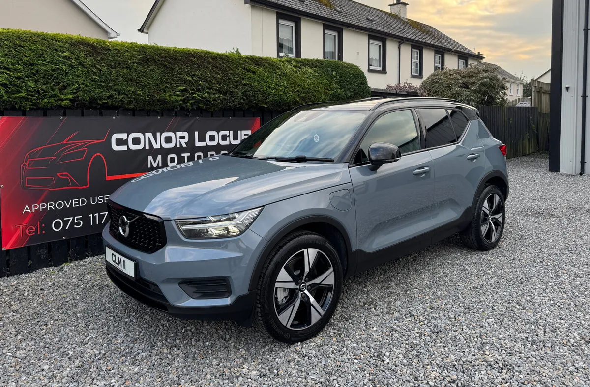 2021 212 Volvo XC40 T5 R-Design Recharge - Image 3
