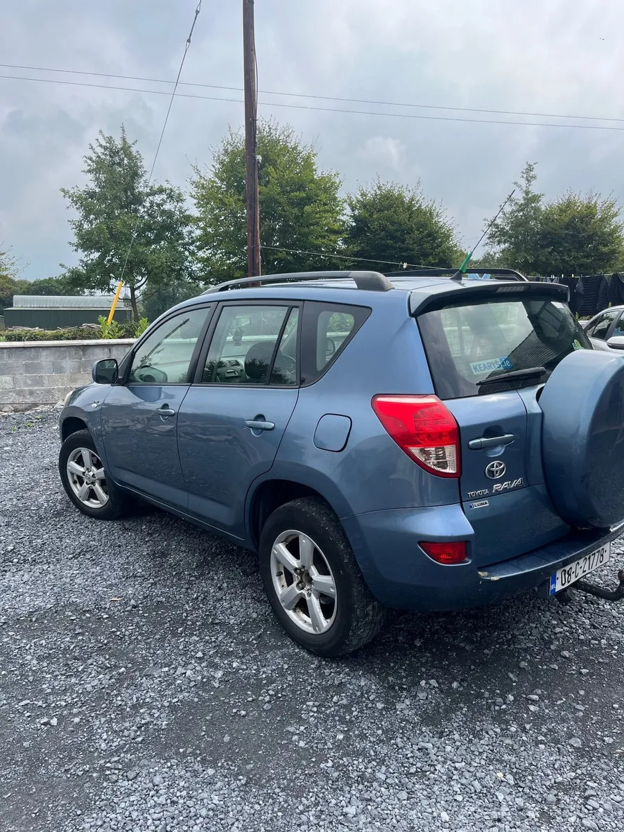 Toyota RAV4 2008 - Image 2