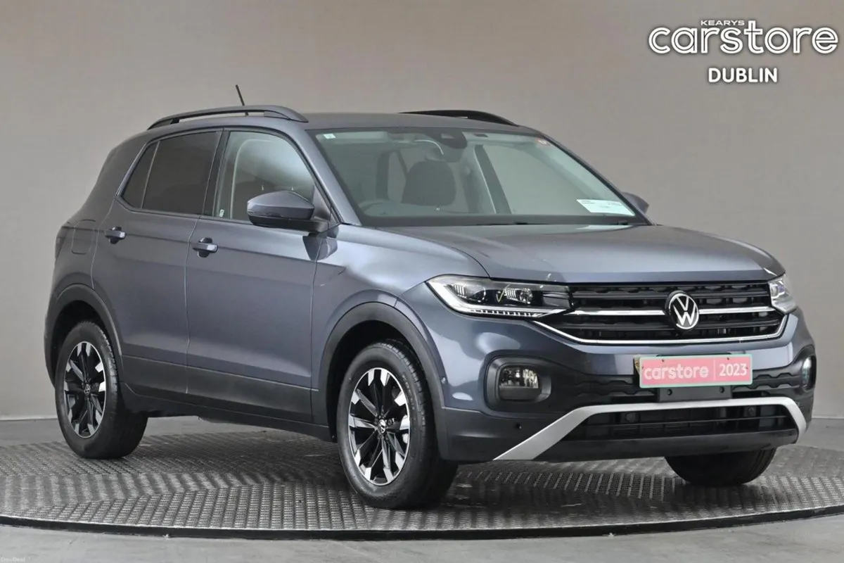 Volkswagen T-Cross 1.0 TSI DSG LIFE **CARPLAY*ANDR - Image 1