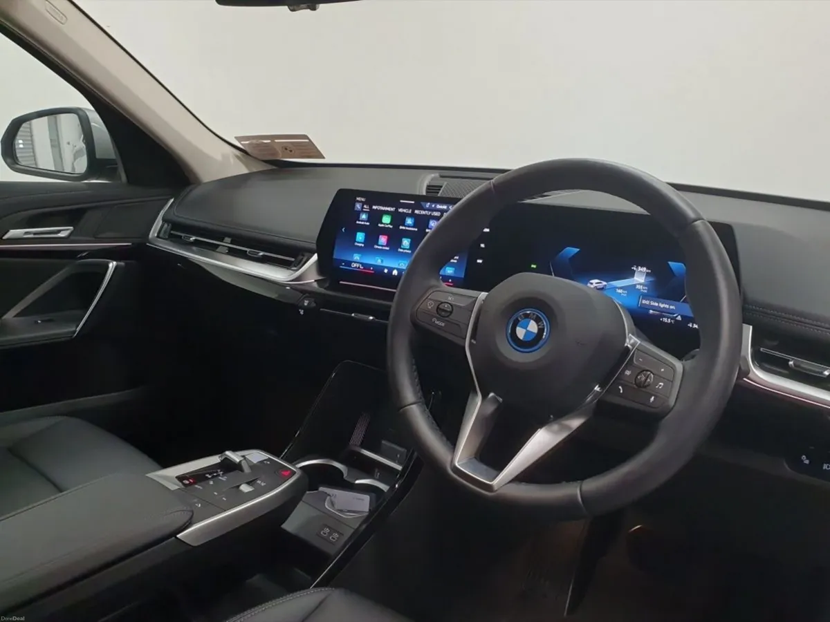 BMW iX1 eDrive20 Sport - Image 6