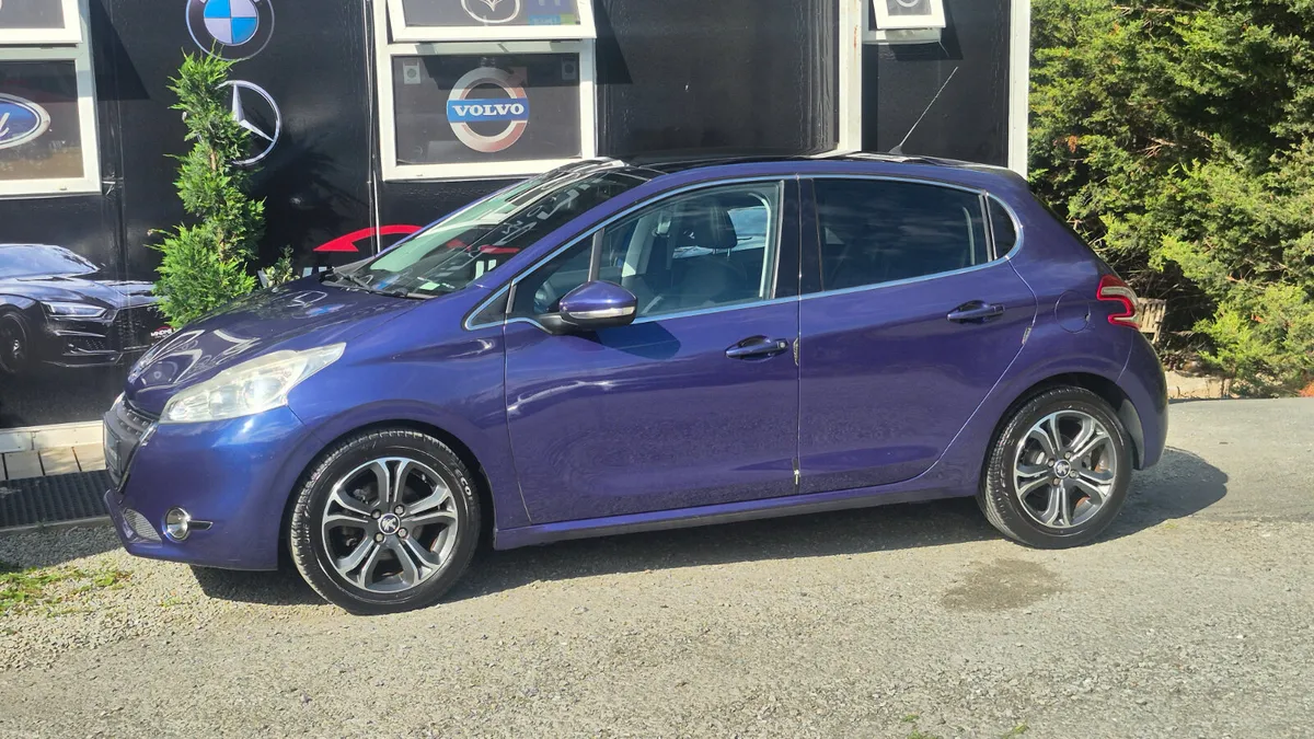 Peugeot 208 1.6 Automatic Active 2013 - Image 6