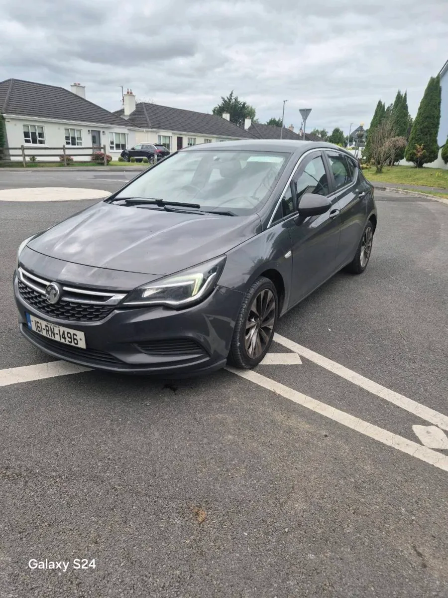 VAUXHALL  Astra 2016 Diesel - Image 2