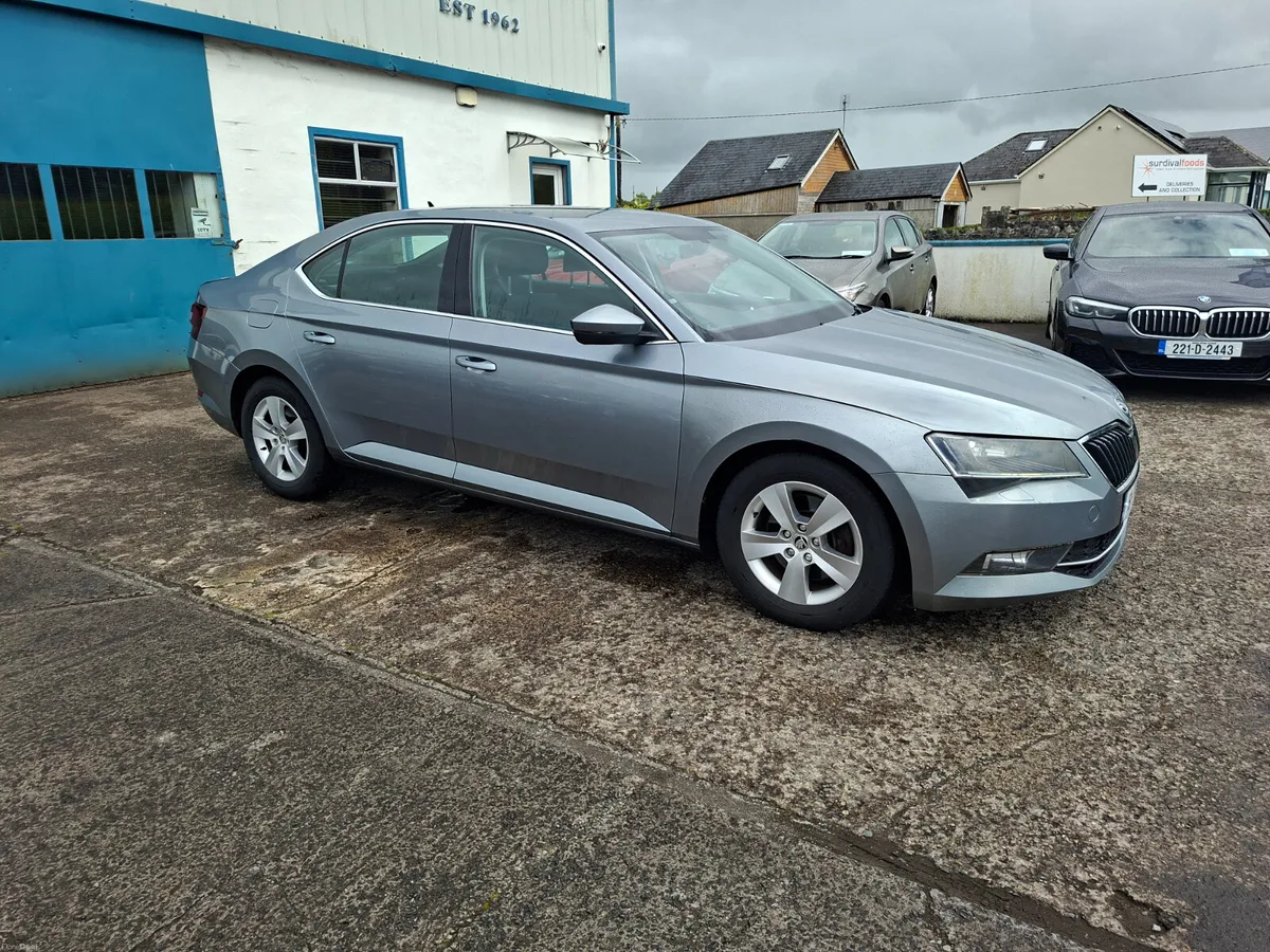 2018 Skoda Superb 1.6 TDI 120bhp Ambition - Image 2