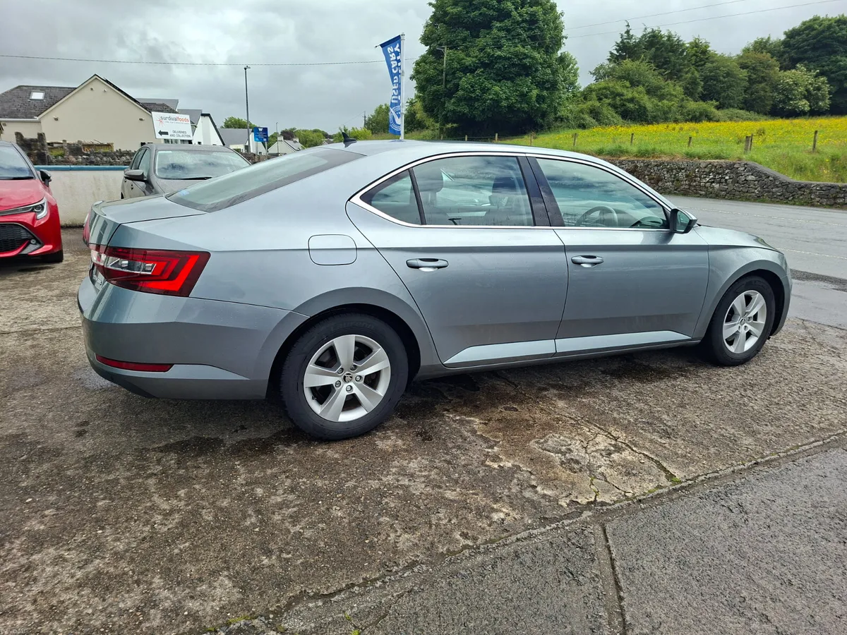 2018 Skoda Superb 1.6 TDI 120bhp Ambition - Image 5