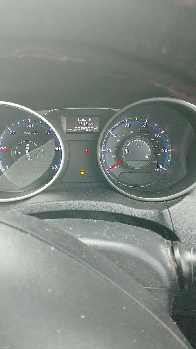 Hyundai ix35 2012 - Image 2