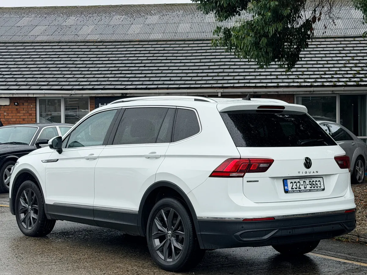 2023 Volkswagen Tiguan ALL SPACE..7 SEATER.. - Image 6