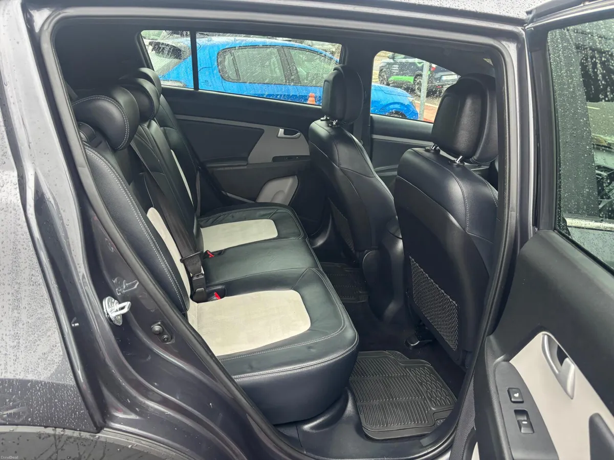 Kia Sportage 2016  DIESEL  HIGH SPEC  NEW  NCT - Image 4