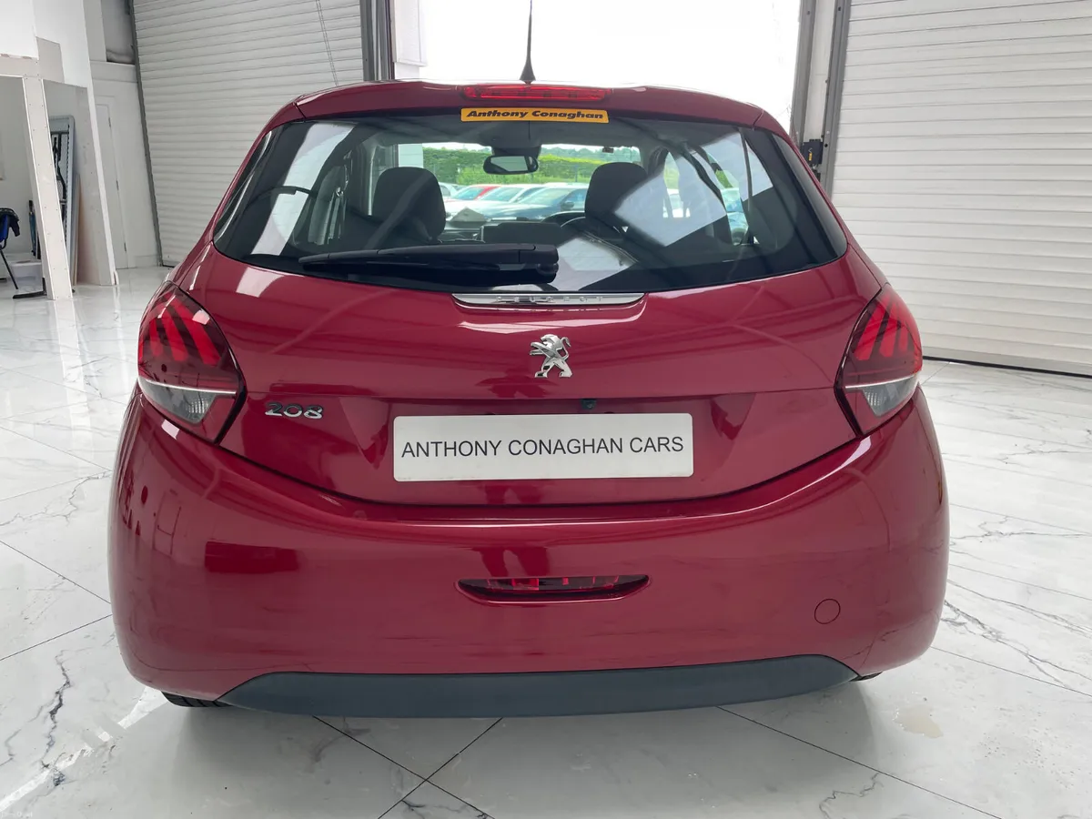 2016 Peugeot 208 - Image 5