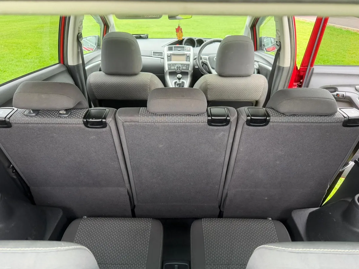 Toyota verso - Image 6