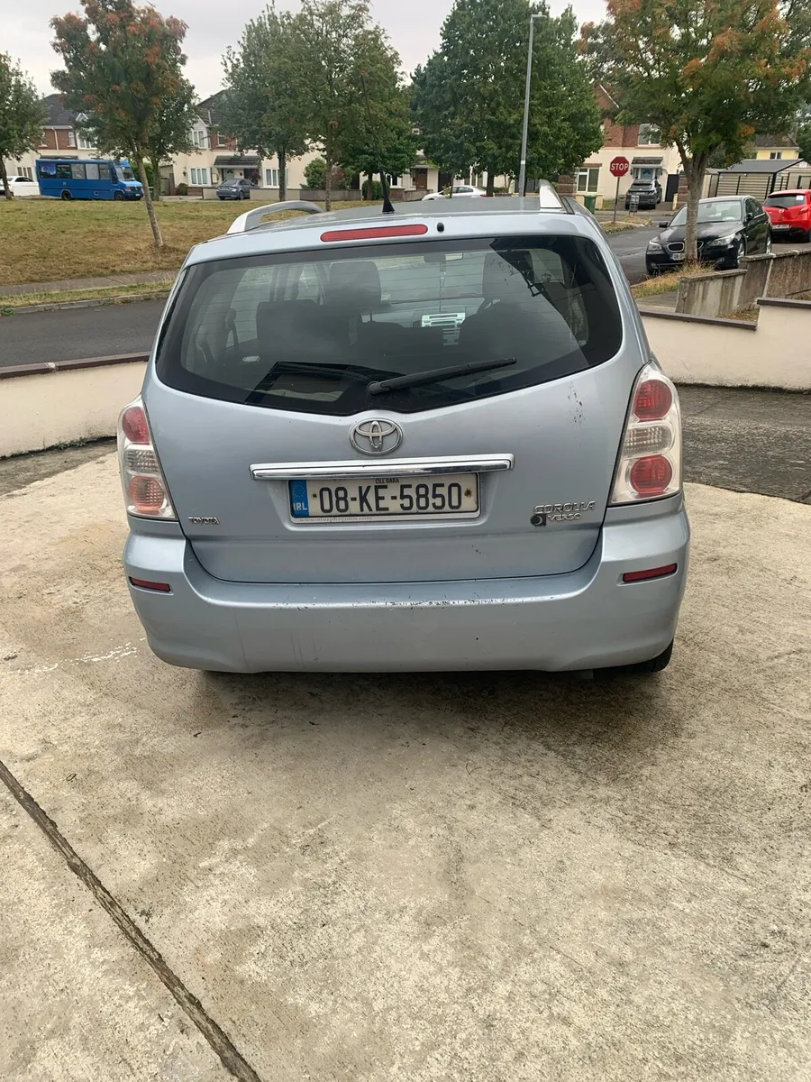 Toyota Carolla - Image 4