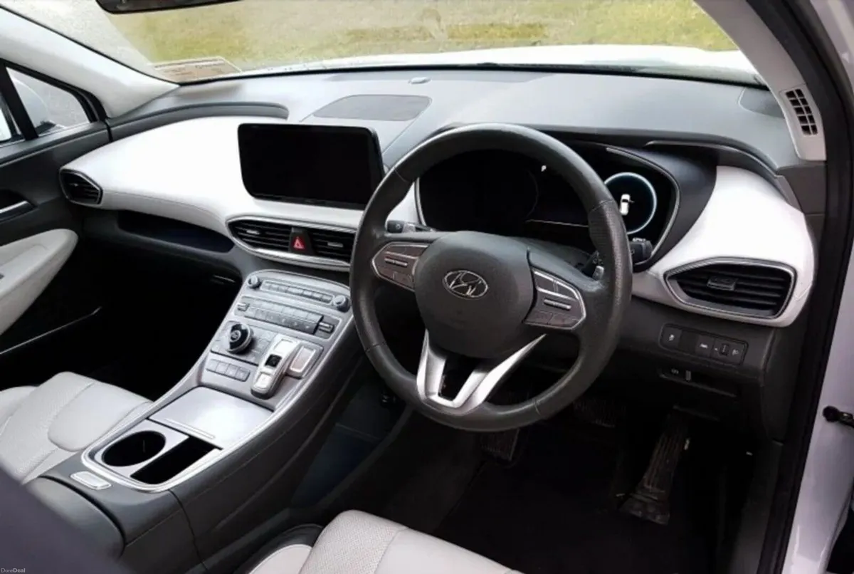 Hyundai Santa Fe HTRAC 4WD 2.2L - Image 2