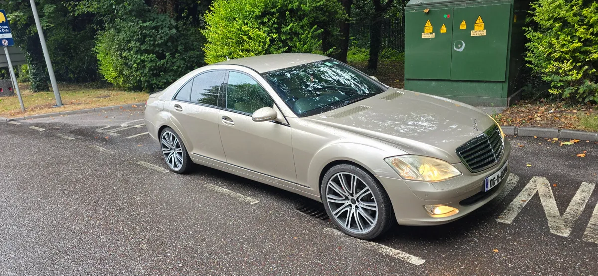 Mercedes-Benz S-Class 2006 LOW MILES - Image 4