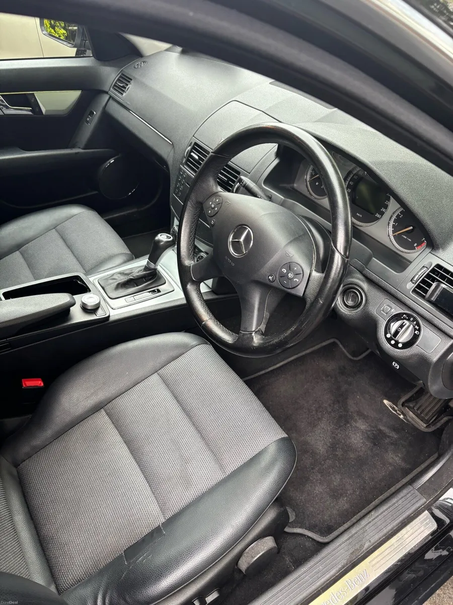 Mercedes C180 Automatic - Image 6