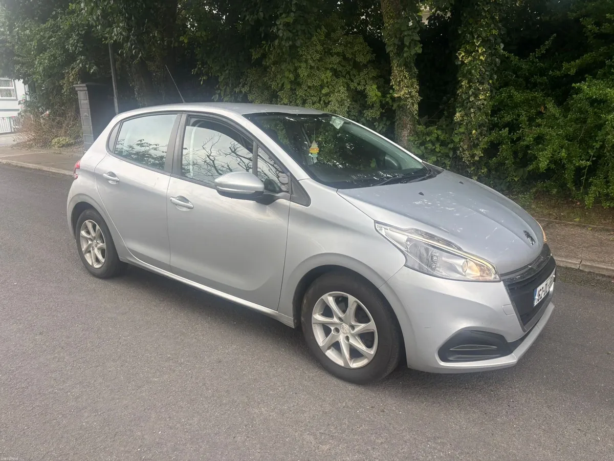 2016 (162) Peugeot 208 1.2 Petrol NCT 12/2026 - Image 4