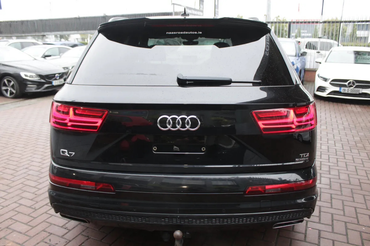 AUDI Q7 45TDI S-LINE QUATTRO 7 SEATER AUTO - Image 5