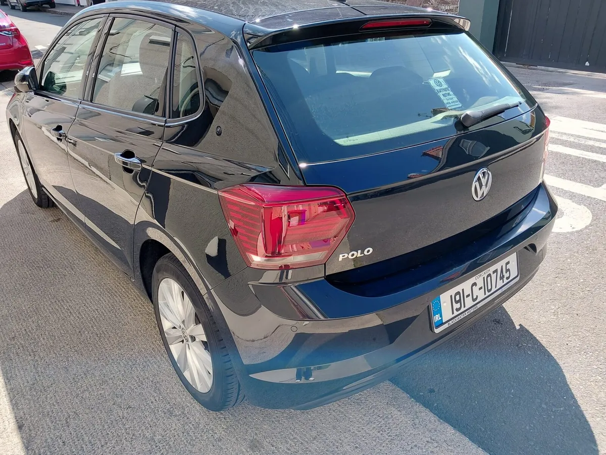 Car - Image 4
