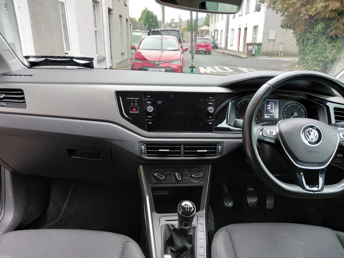 Car - Image 5