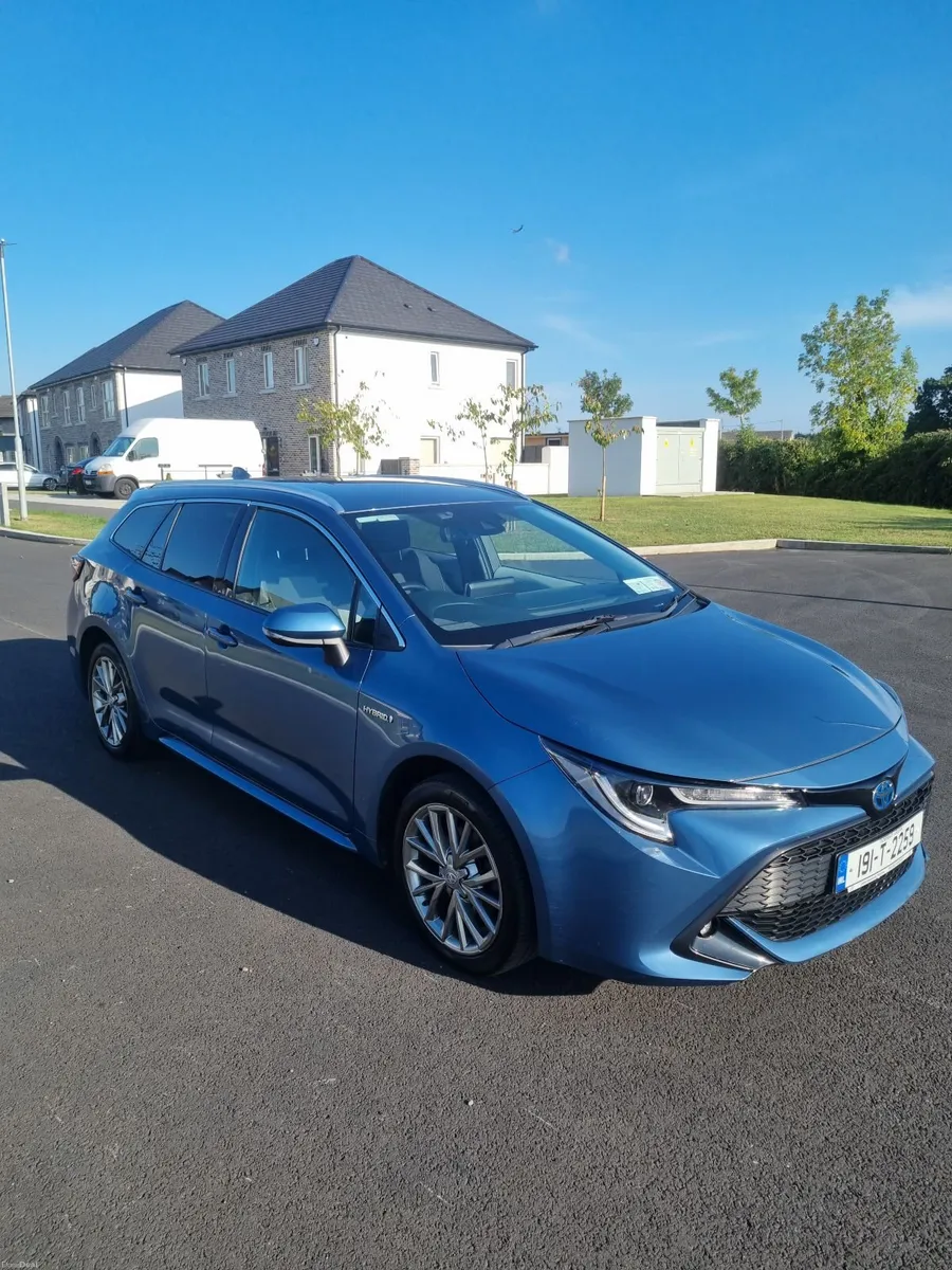 Toyota Corolla Touring Sports Sol - Image 1